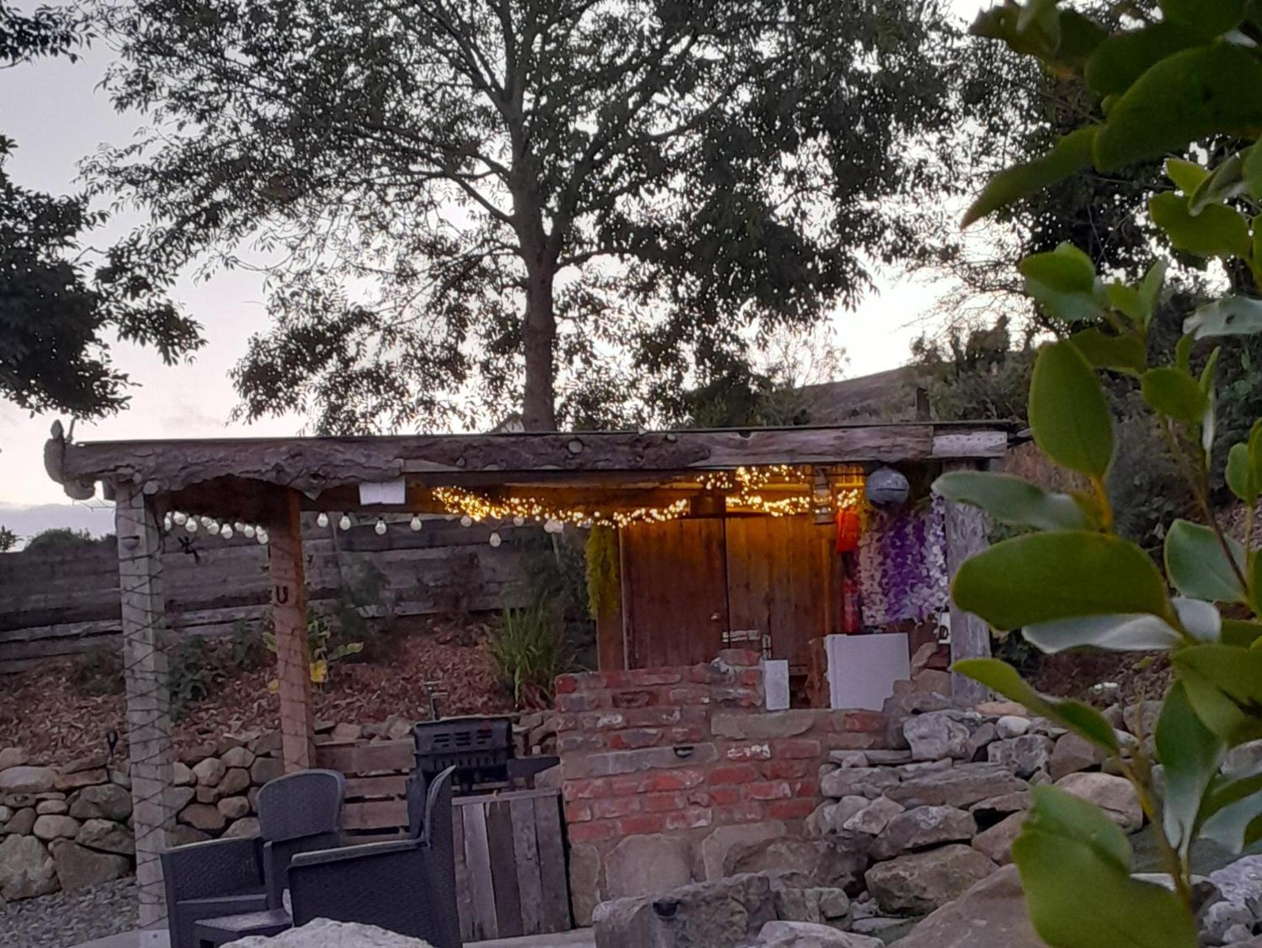 Campo de lujo Fairy Cove At Rosemount Glamping *